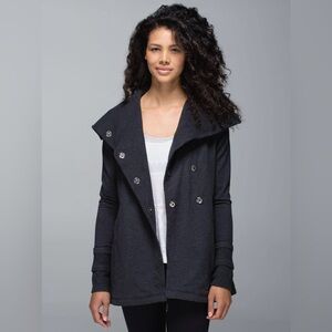 Lululemon Gratitude Wrap Jacket Size 4 Gray Black Thumbholes Elbow Patches Yoga